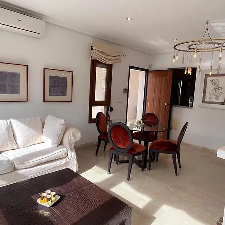 Spanish Pool Vacation Lfg