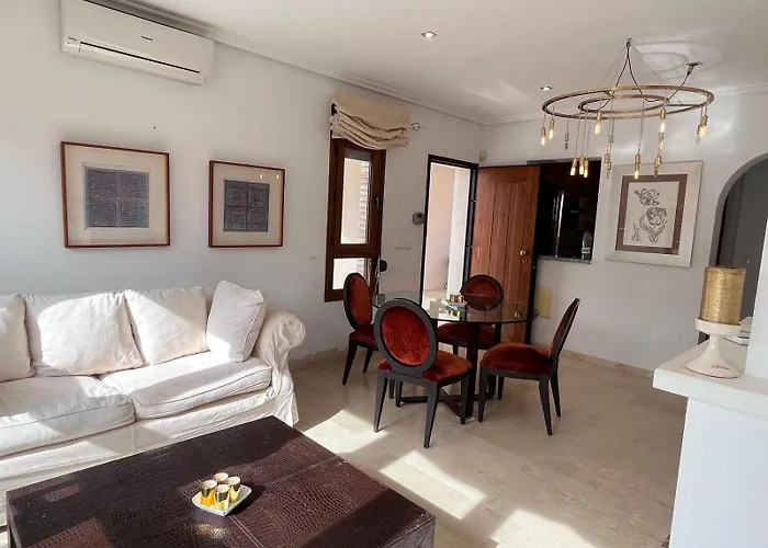 Spanish Pool Vacation Lfg